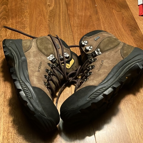 Vasque leather hikers size 8 men’s like new - Picture 10 of 14